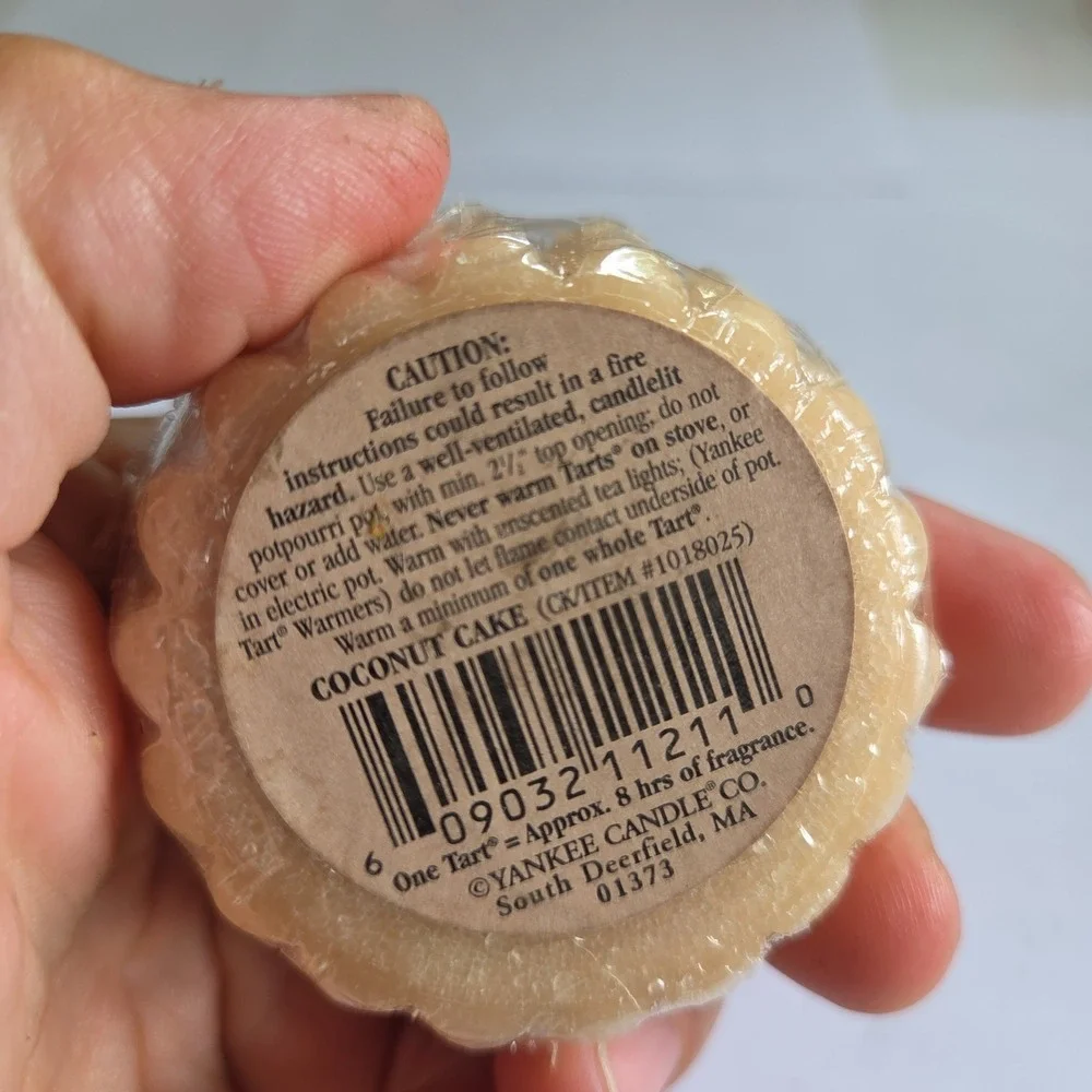 Yankee candle Potpourri Tart Wax Melts Country Kitchen Coconut cake Retired